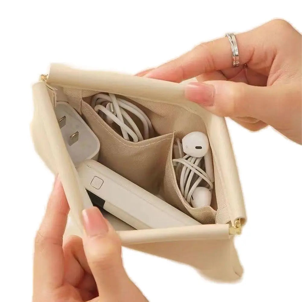 Pochette organisatrice de voyage pour câbles et petits accessoires – vue 7