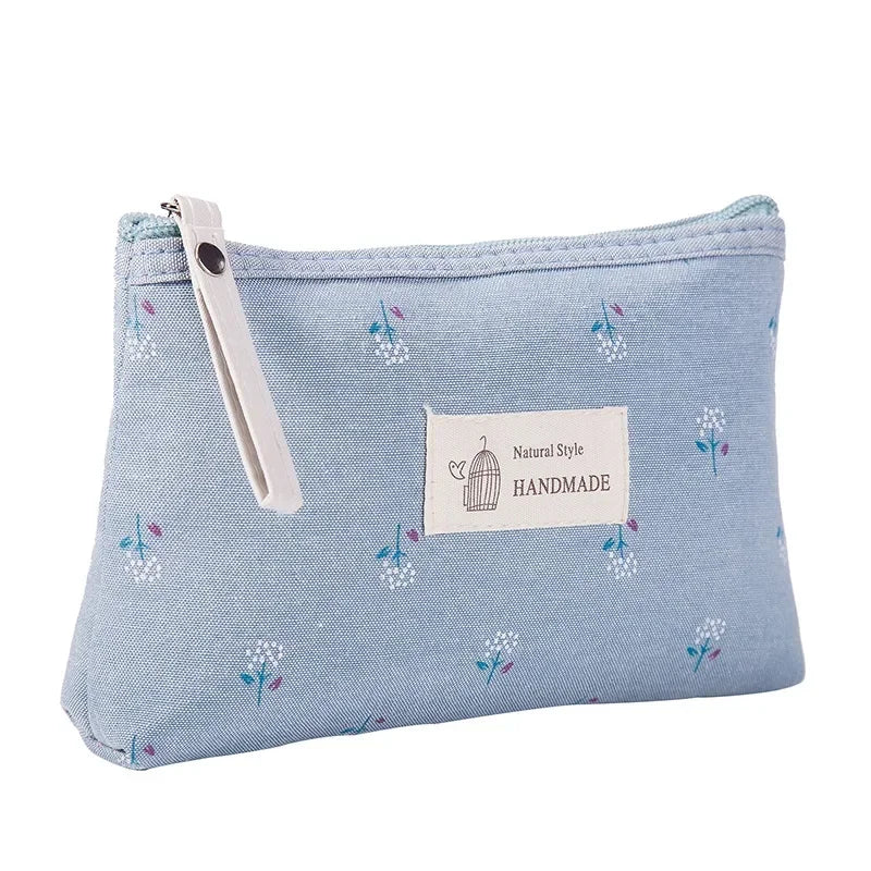 Pochette beauté compacte en toile – plusieurs motifs — vue 14